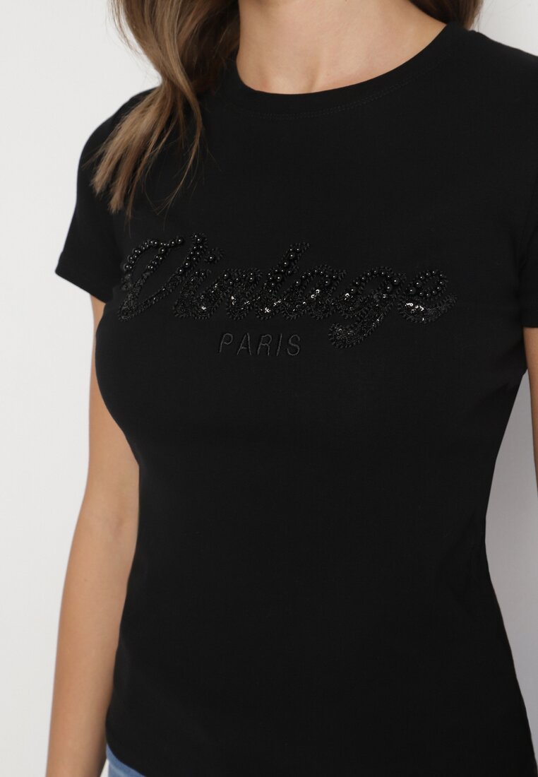 Czarny Bawełniany T-shirt z Metalicznym Napisem Xalaviel