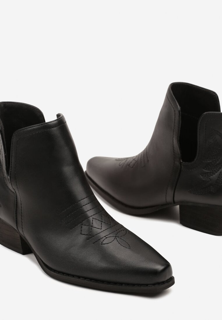 Botine Negre