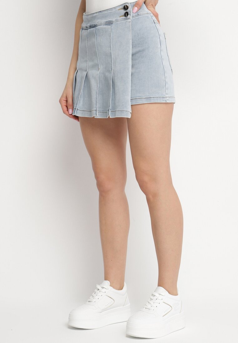Pantaloni scurți Albastru deschis