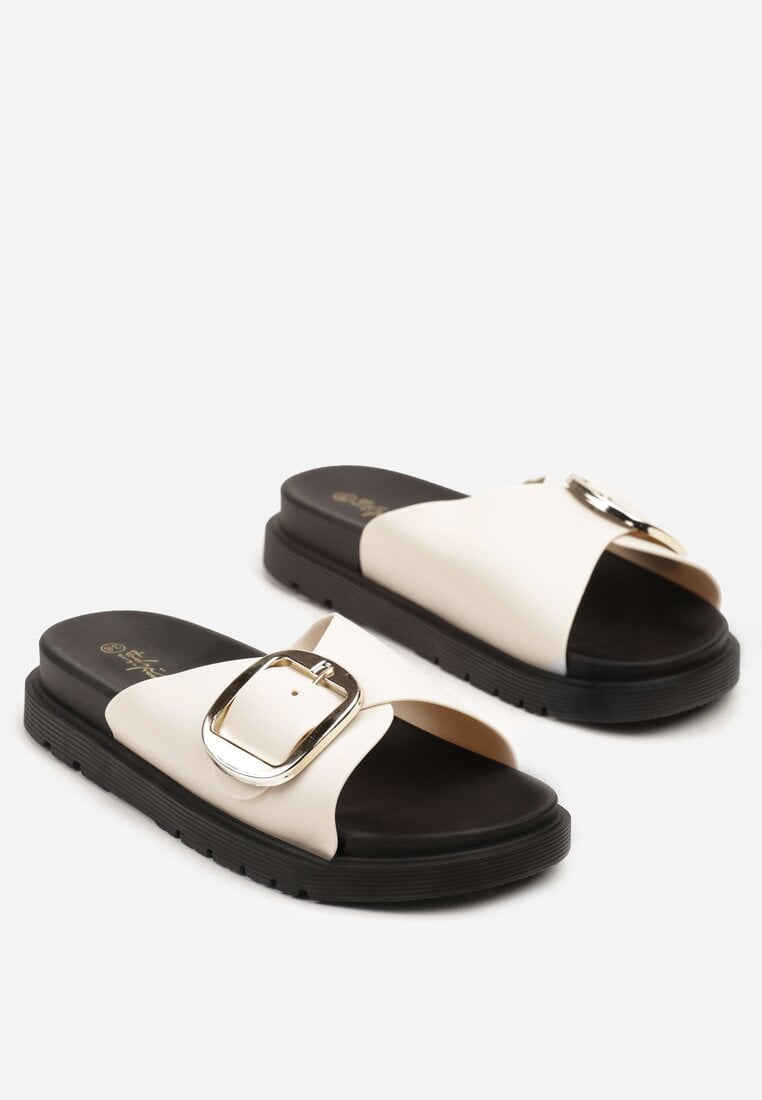 Bézs Papucs
