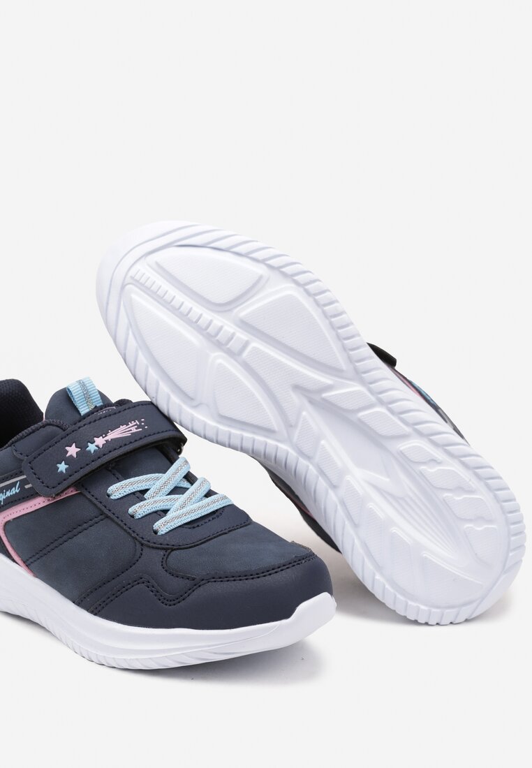 Granatowe Buty Sportowe Sneakersy z Napisem i Geometrycznym Wzorem Iloniel