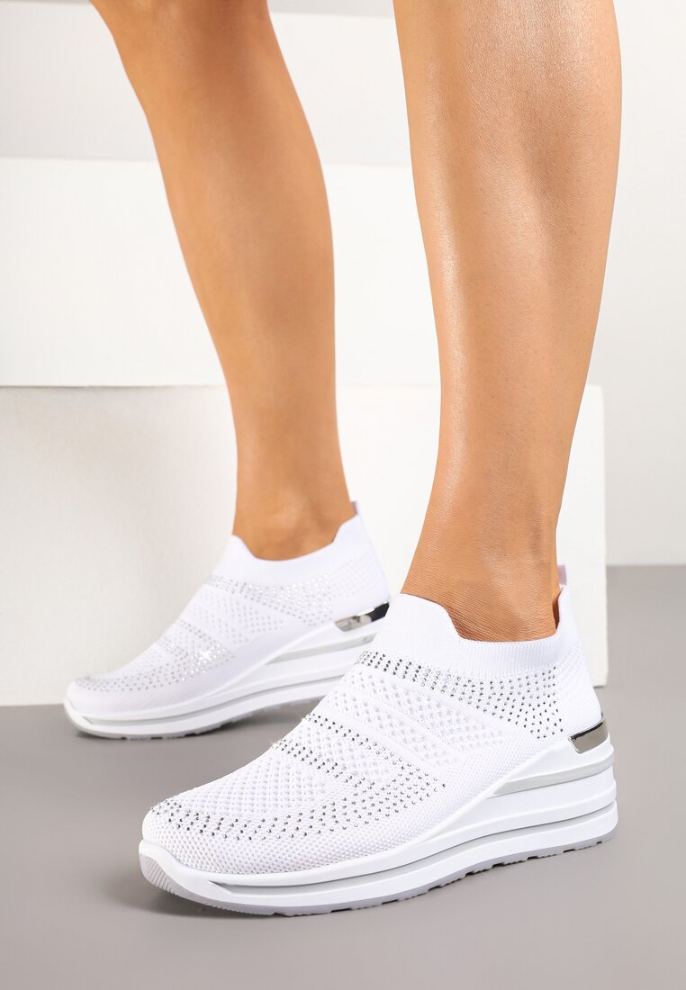 Białe Wsuwane Sneakersy Siateczkowe na Koturnie Rivreia