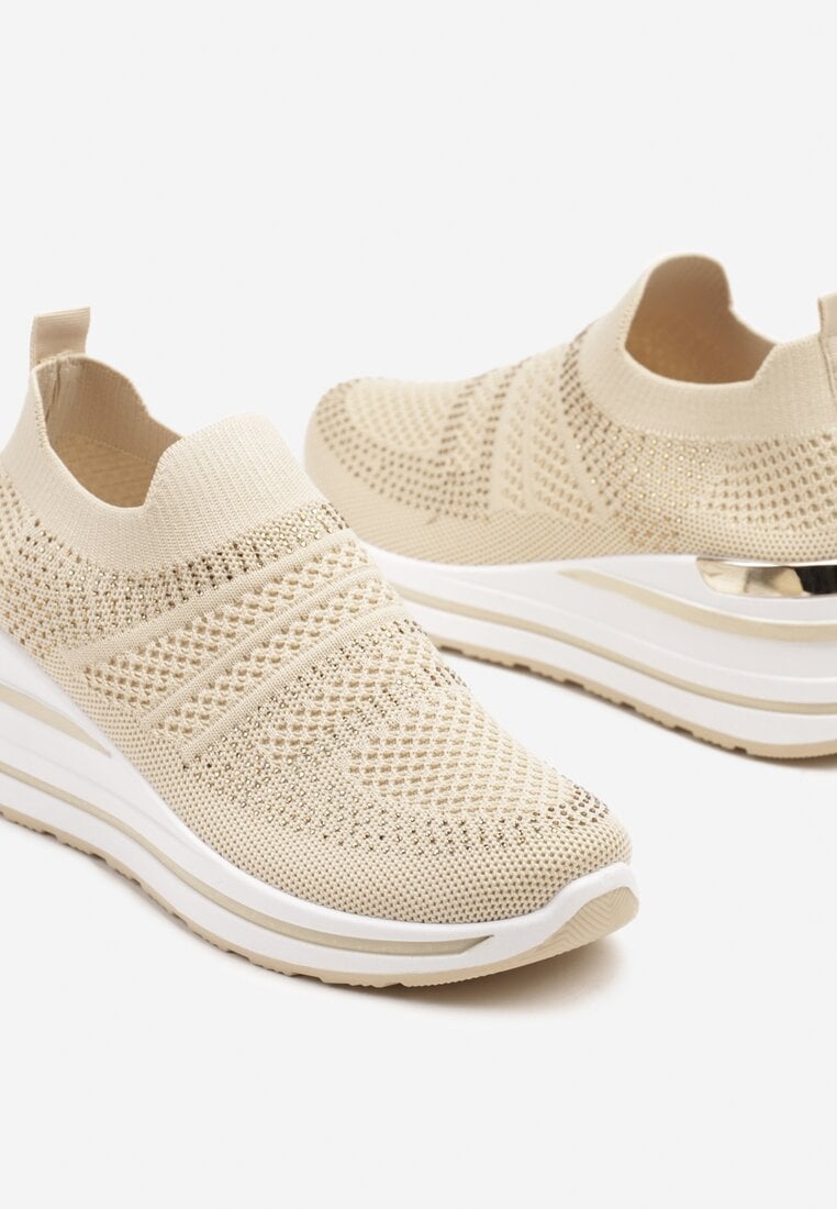 Beżowe Wsuwane Sneakersy Siateczkowe na Koturnie Rivreia