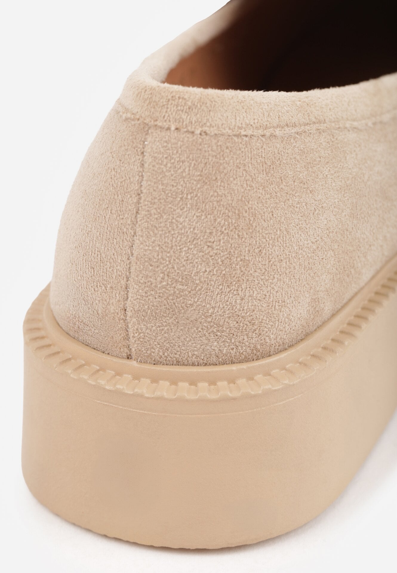 Ciemnobeżowe Mokasyny z Ozdobnym Paskiem Felzivia