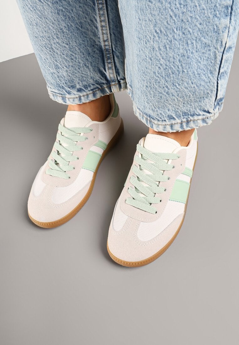 Biało-Zielone Sneakersy Tenisówki z Ozdobnymi Paskami Nelidi