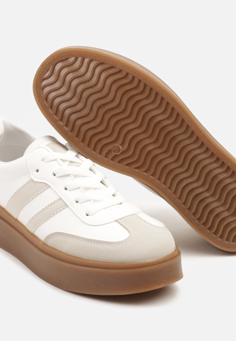 Biało-Beżowe Sneakersy w Stylu Kultowych Tenisówek na Grubej Podeszwie Carilne