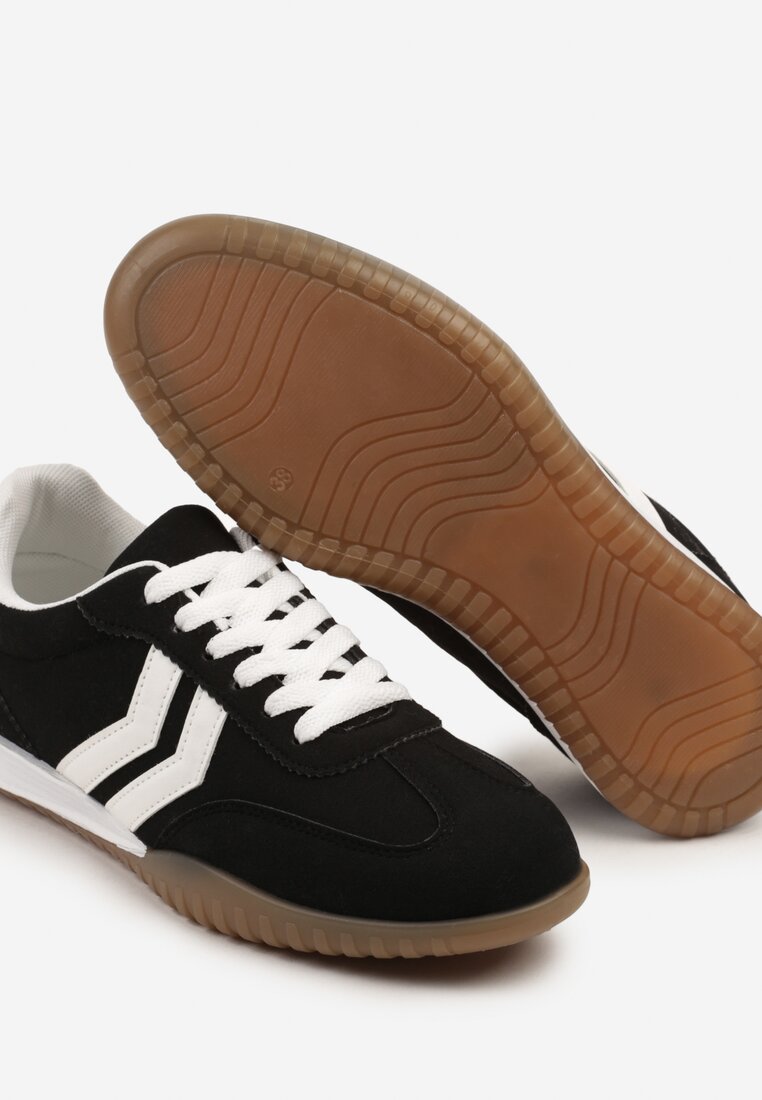 Czarne Sneakersy w Typie Tenisówek z Ozdobnymi Paskami Zommea