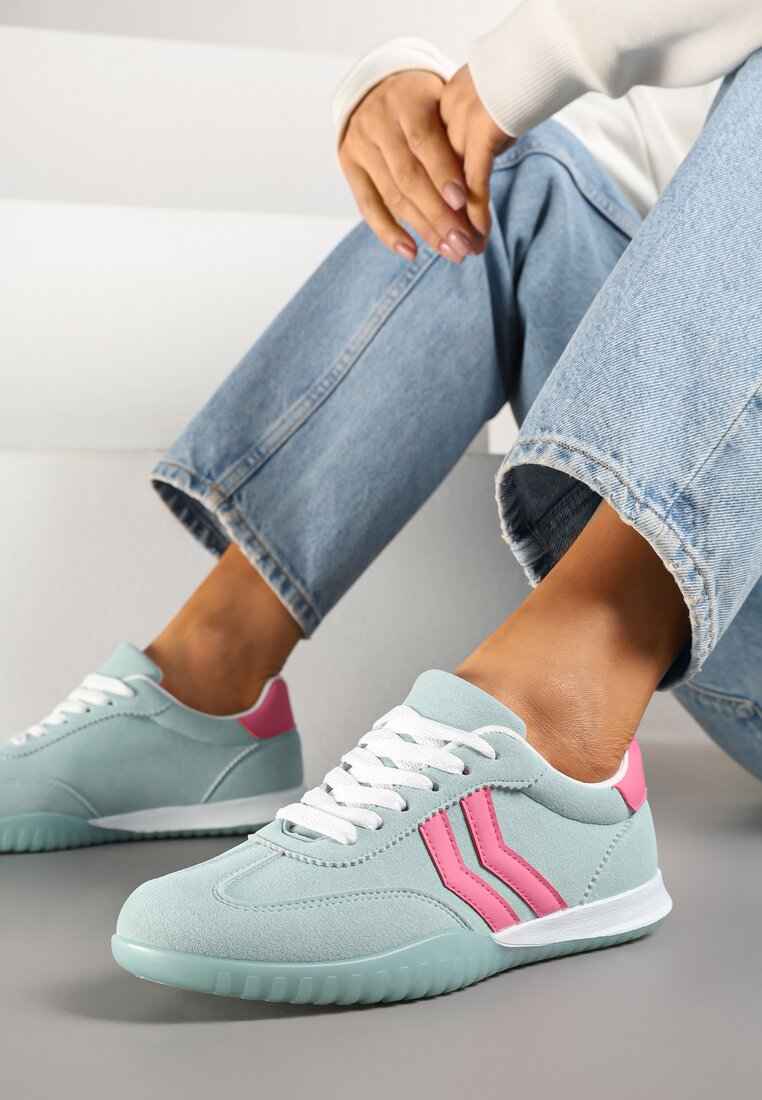 Jasnozielone Sneakersy w Typie Tenisówek z Ozdobnymi Paskami Zommea