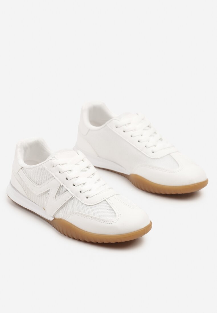 Białe Sneakersy w Stylu Kultowych Tenisówek Tultia