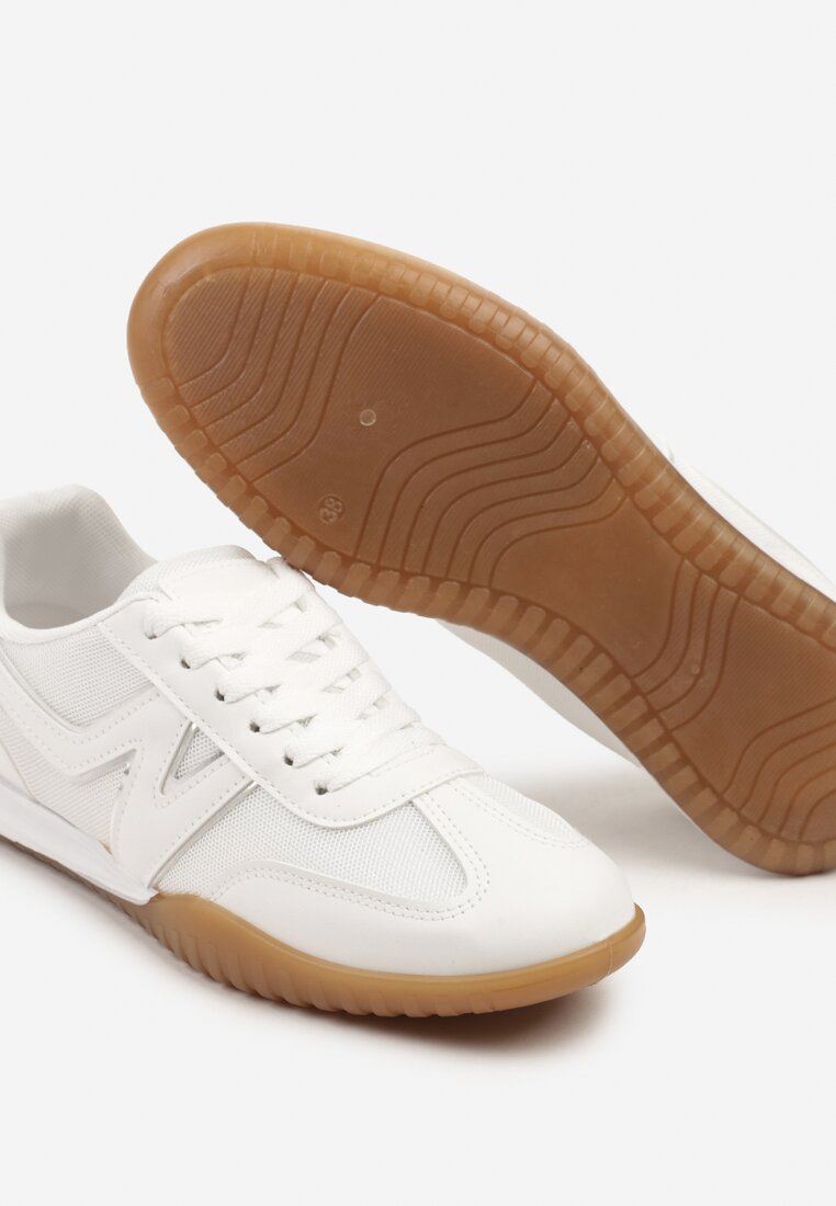 Białe Sneakersy w Stylu Kultowych Tenisówek Tultia