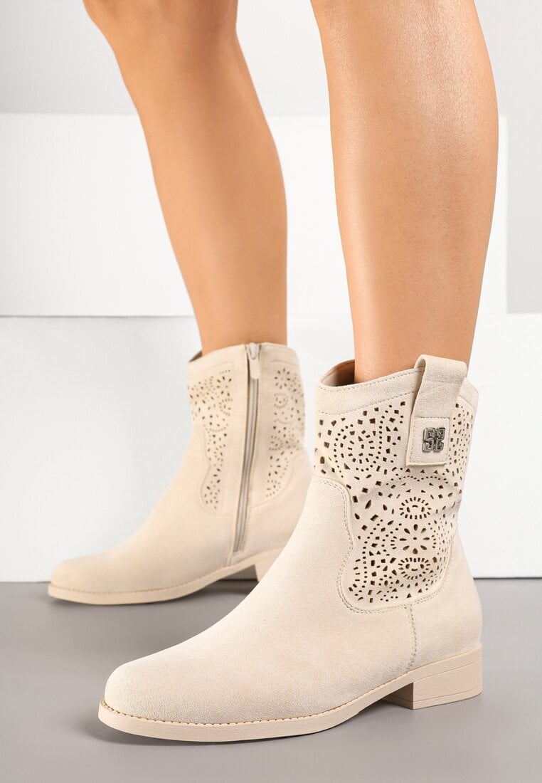 Beżowe Botki w Stylu Kowbojek z Ażurowymi Wycięciami Efadriana