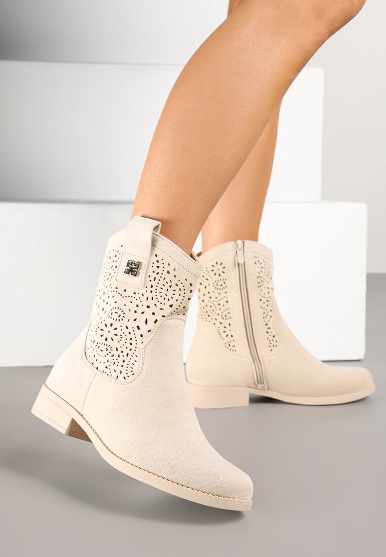 Beżowe Botki w Stylu Kowbojek z Ażurowymi Wycięciami Efadriana