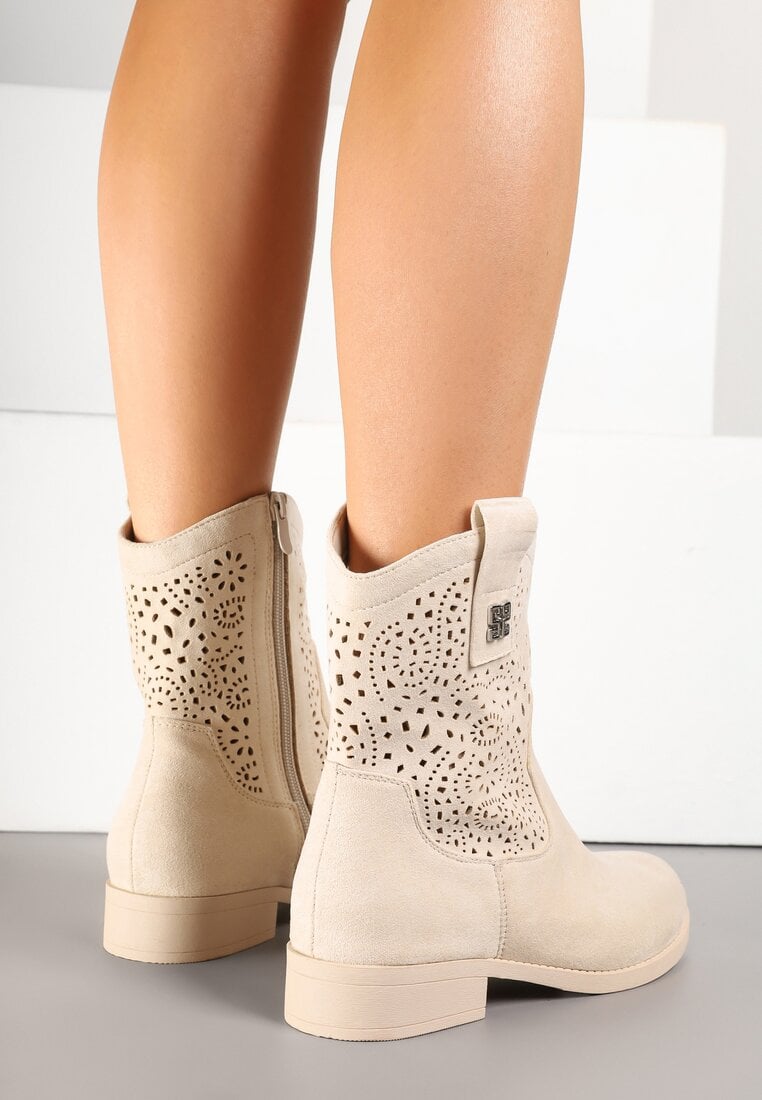 Beżowe Botki w Stylu Kowbojek z Ażurowymi Wycięciami Efadriana