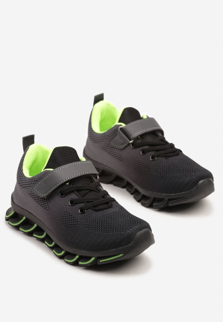 Czarno-Zielone Buty Sportowe Sneakersy na Grubej Tłoczonej Podeszwie Kizana