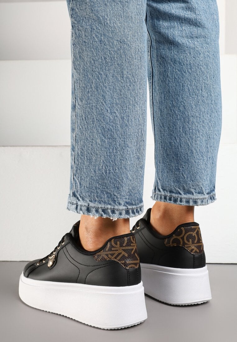 Czarne Sneakersy na Platformie z Metaliczną Ozdobą Zaccaria