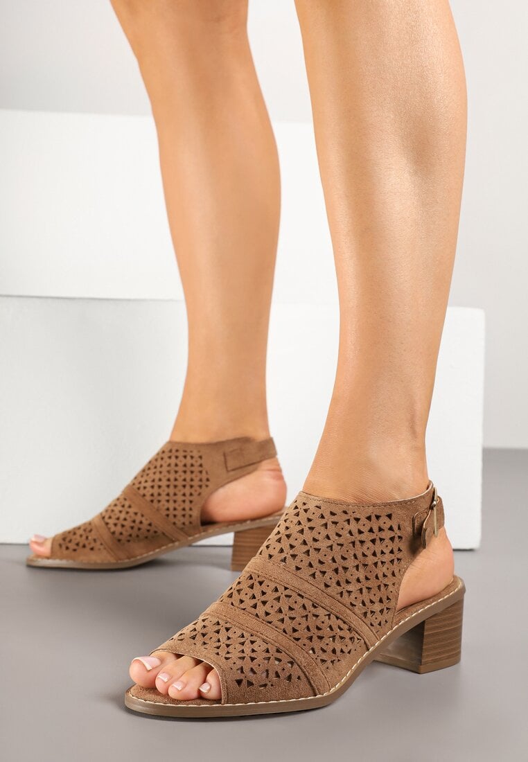 Ciemnobeżowe Sandały Botki na Słupku z Ażurową Cholewką i Noskiem Peep Toe Lanira