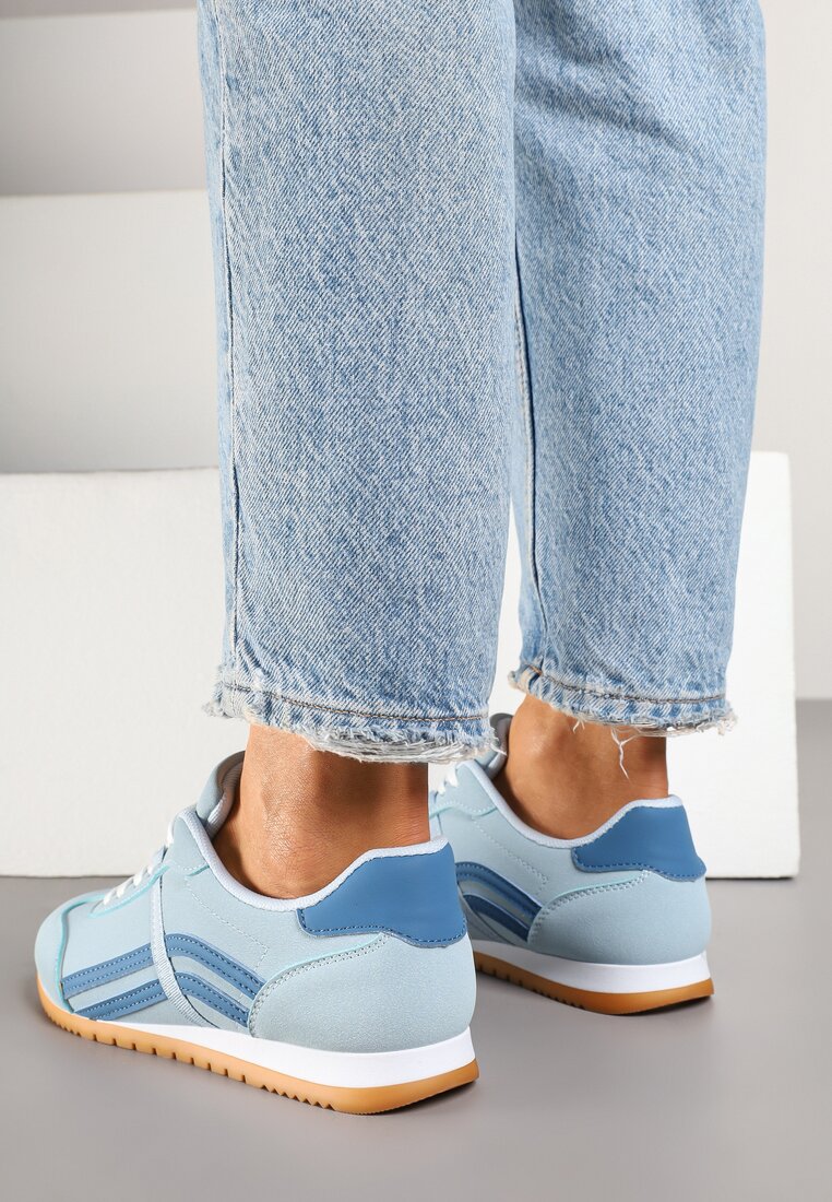 Niebieskie Sneakersy z Przeszyciami i Ozdobnymi Paskami na Boku Beniffa
