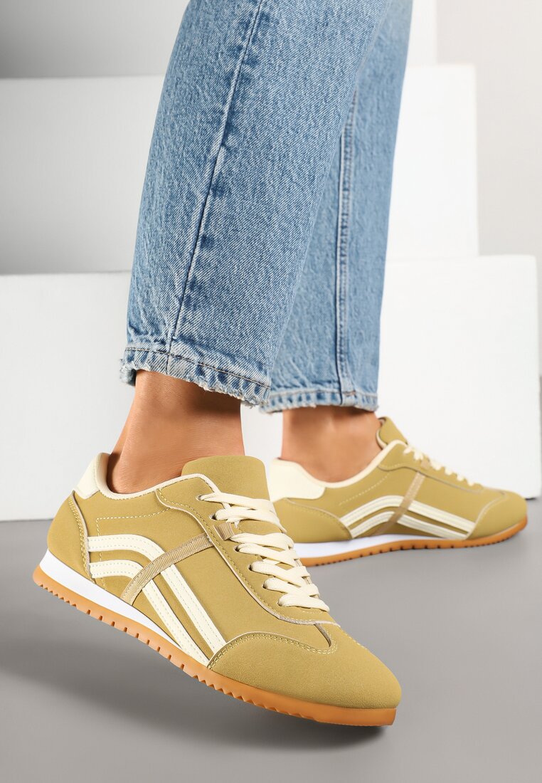 Żółte Sneakersy z Przeszyciami i Ozdobnymi Paskami na Boku Beniffa