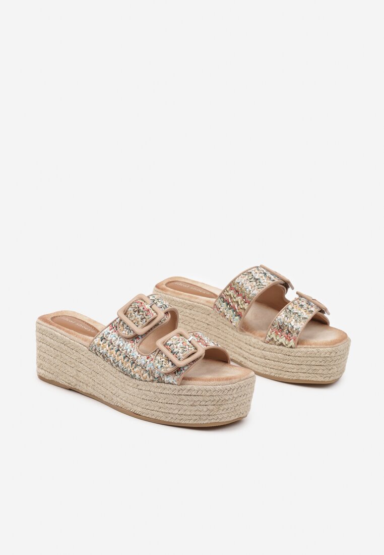Vegyes Papucs