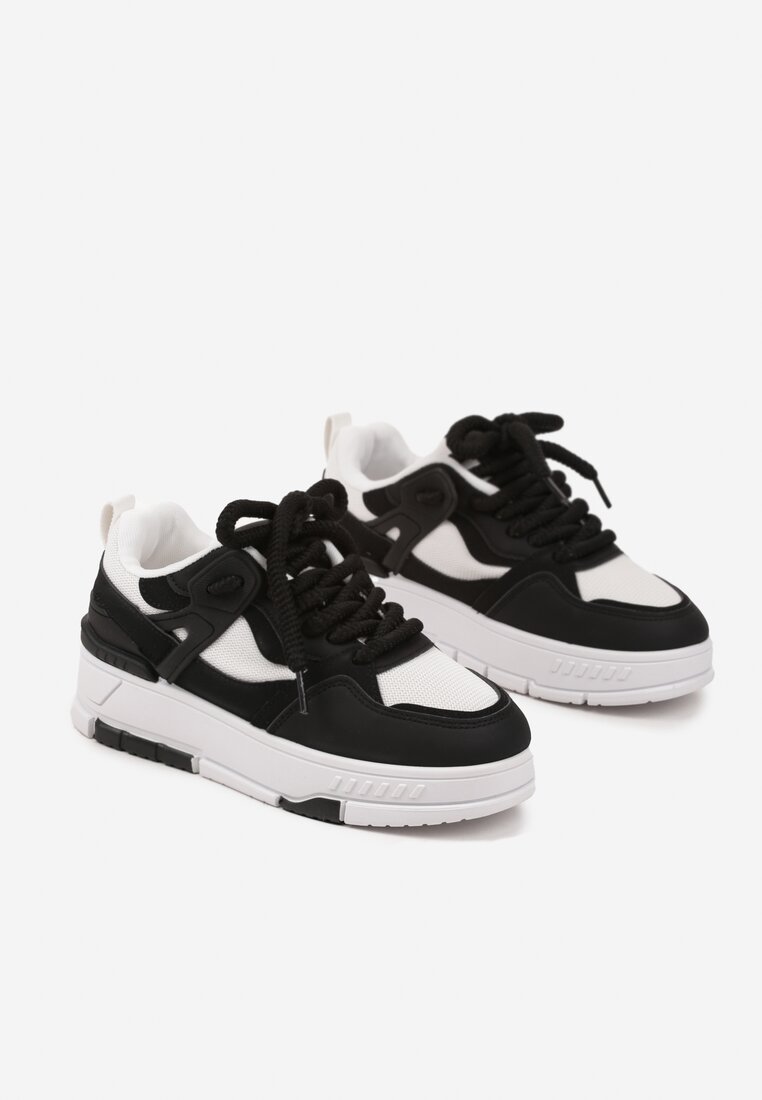 Czarne Sneakersy w Streetwearowym Stylu na Grubej Podeszwie Teniffia
