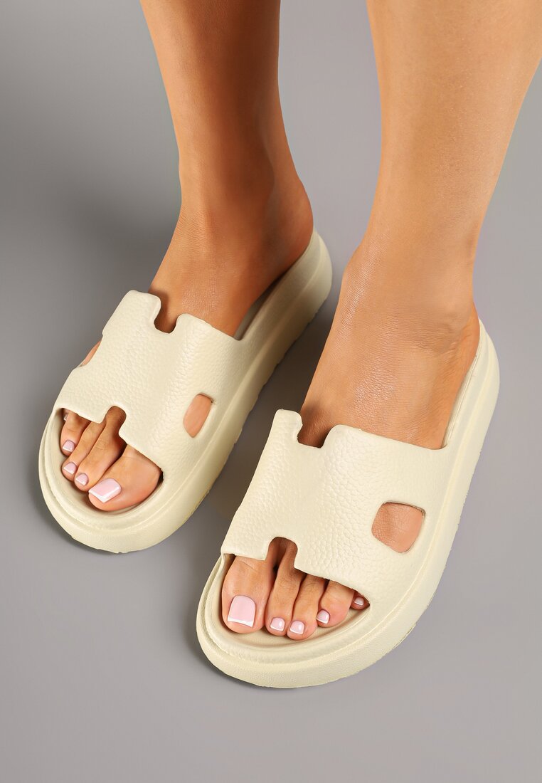 Bézs Papucs