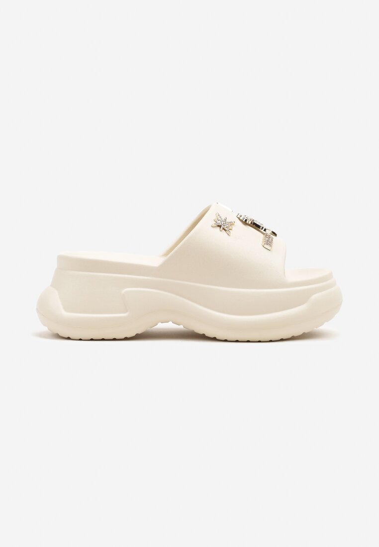 Bézs Papucs