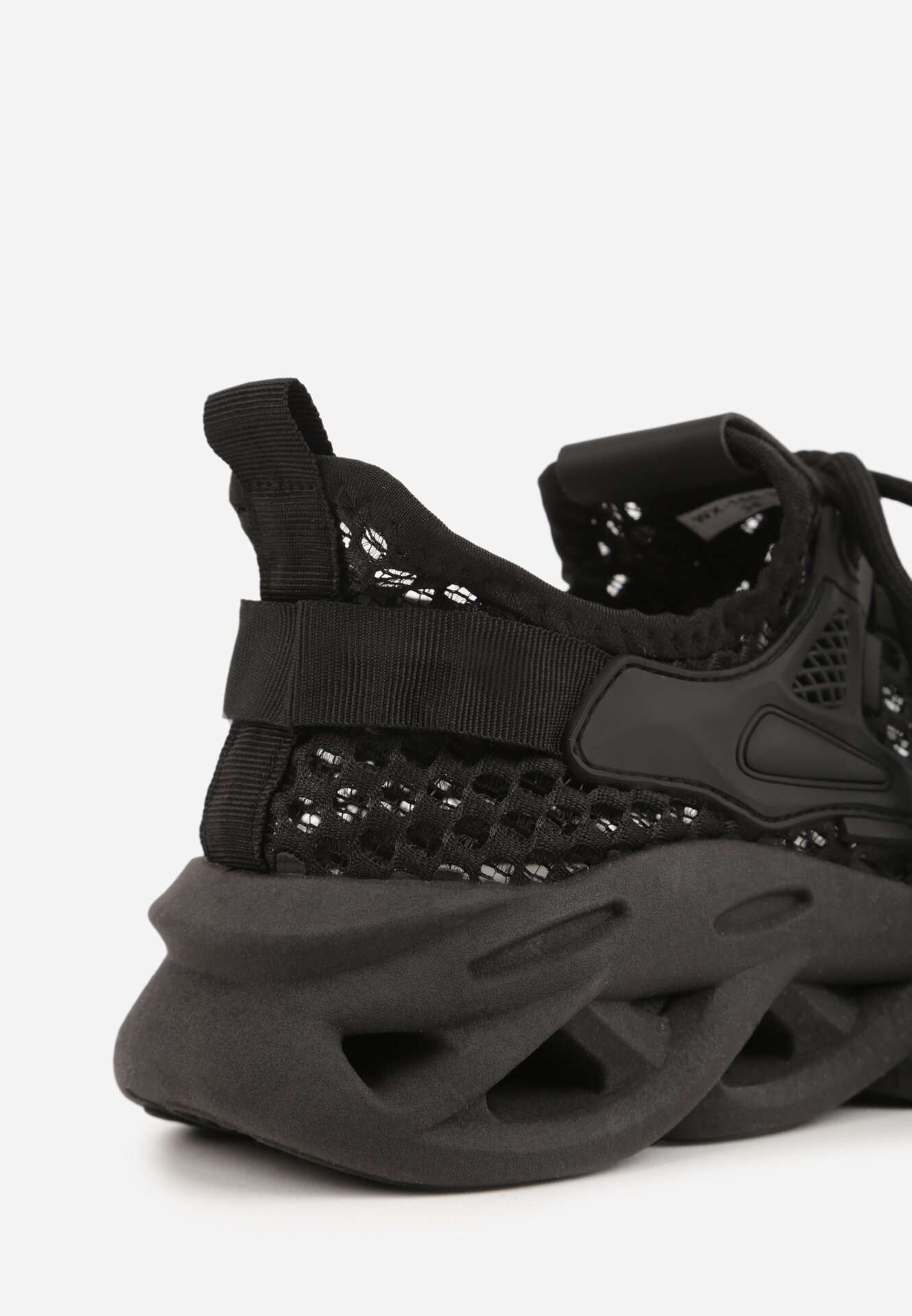 Czarne Siateczkowe Buty Sportowe Sneakersy na Grubej Tłoczonej Podeszwie Telarienna