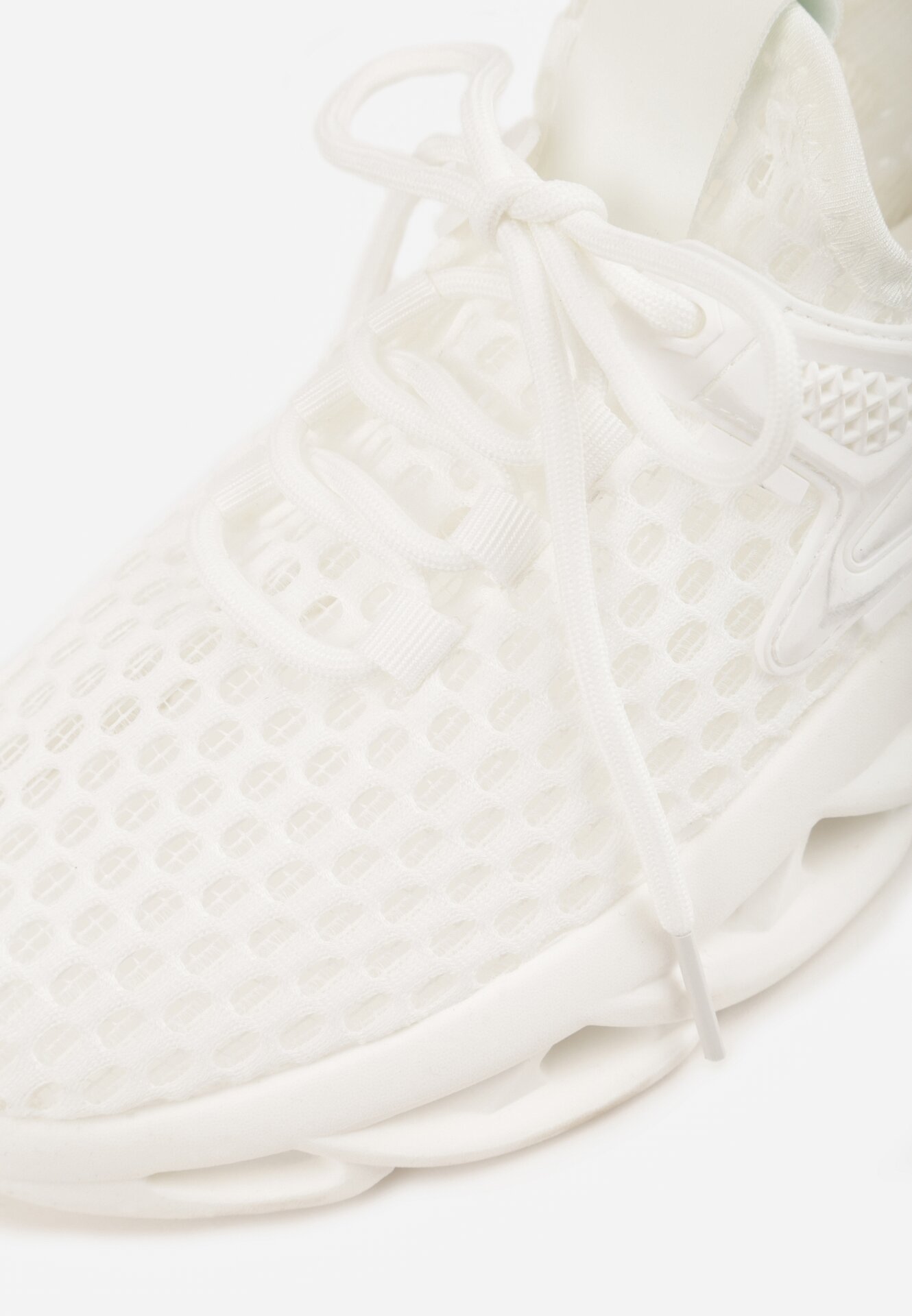 Białe Siateczkowe Buty Sportowe Sneakersy na Grubej Tłoczonej Podeszwie Telarienna