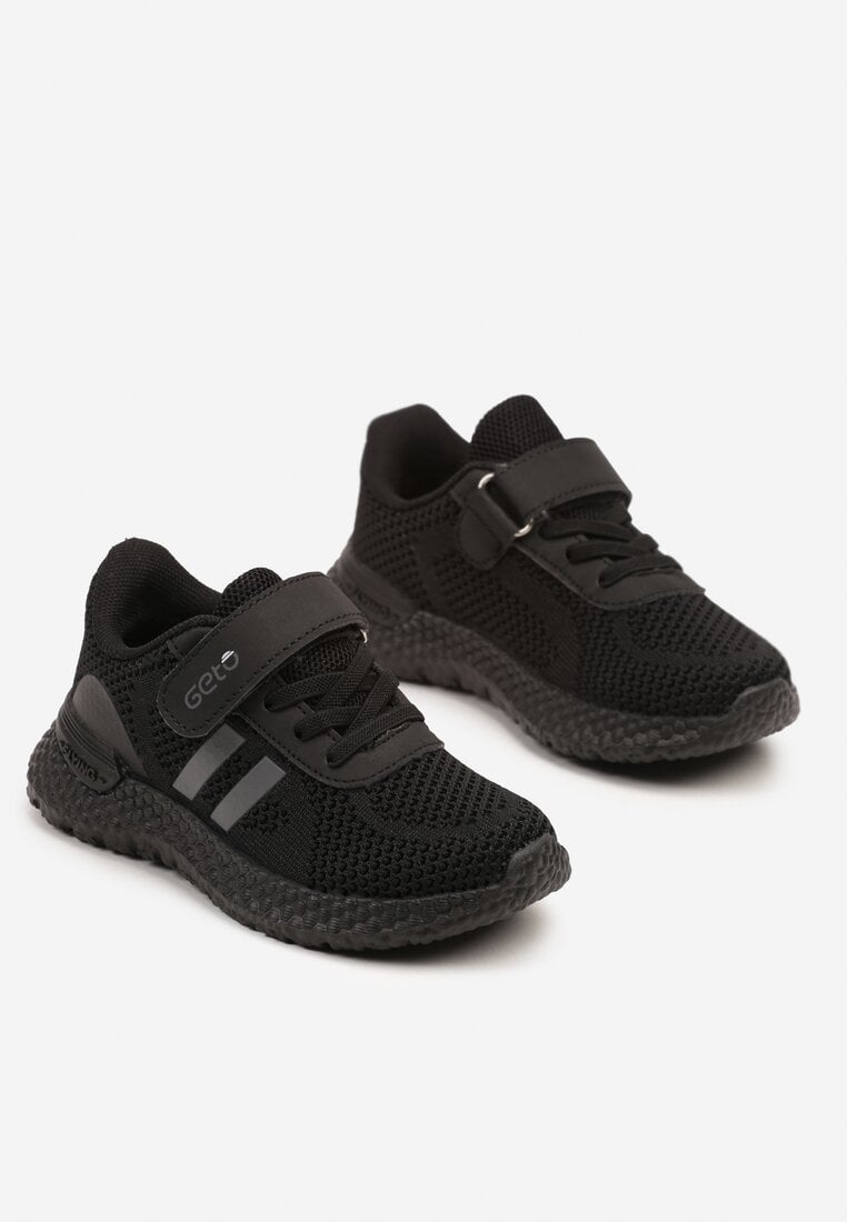Czarne Buty Sportowe Sneakersy Ozdobione Paskami Desenna