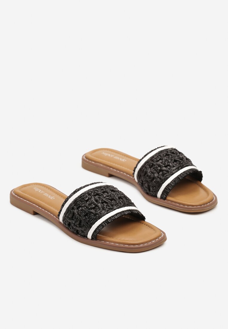 Czarne Klapki w Stylu Boho Nimietta