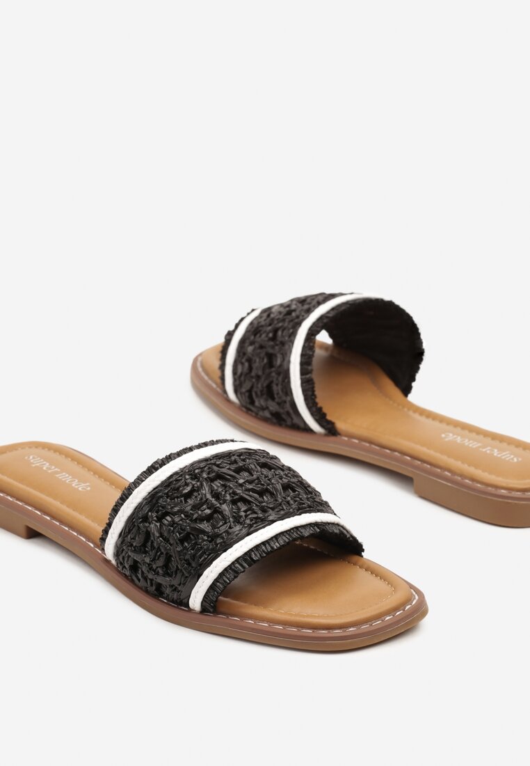 Czarne Klapki w Stylu Boho Nimietta