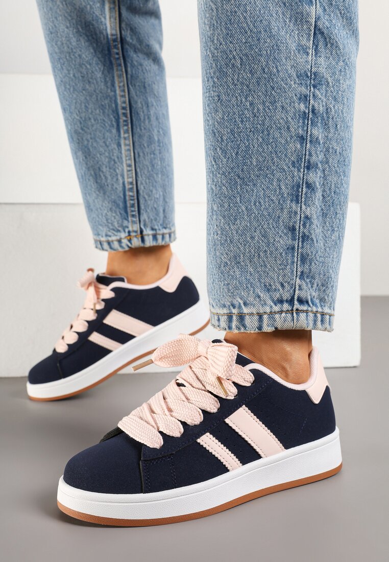Granatowo-Różowe Sneakersy z Ozdobnymi Naszywkami z Boku Galdexis