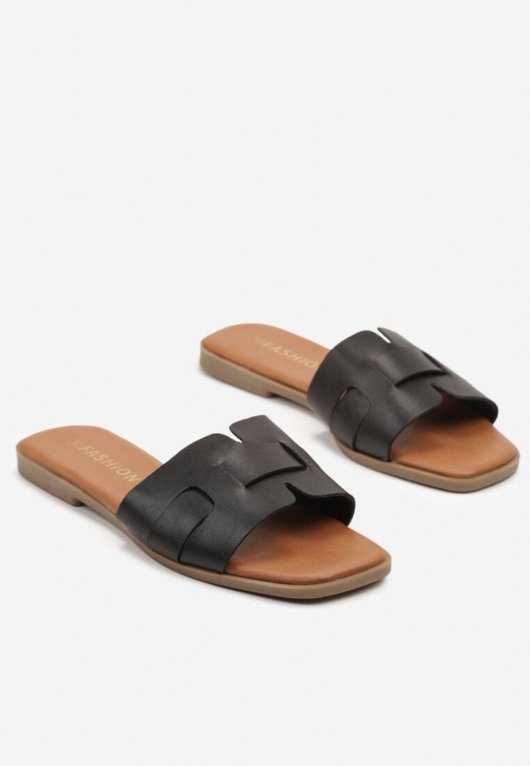 Papuci Negri