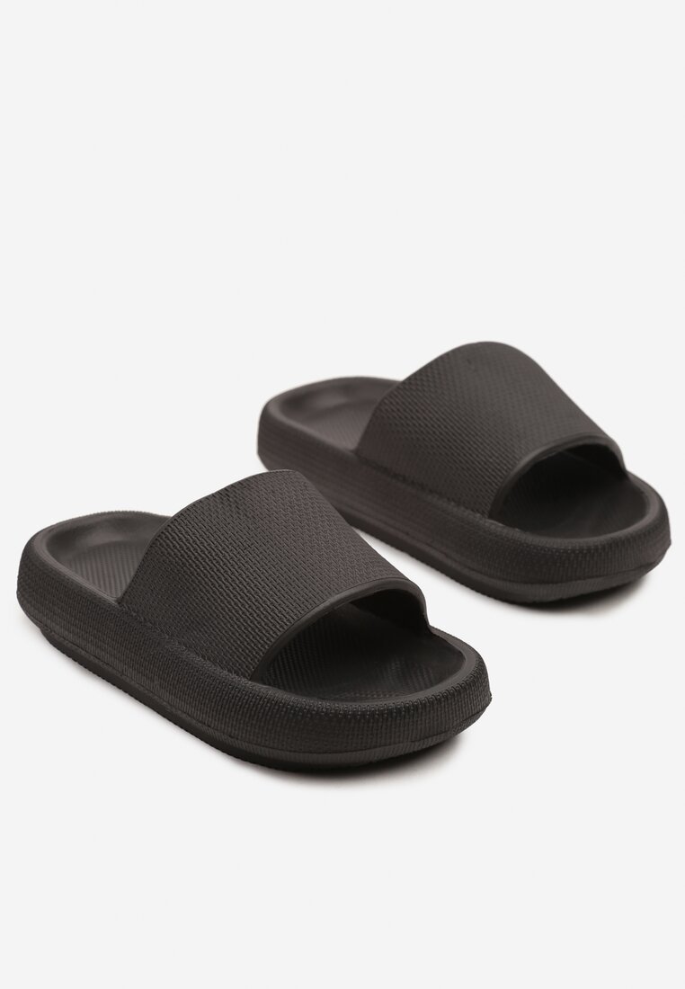 Fekete Papucs