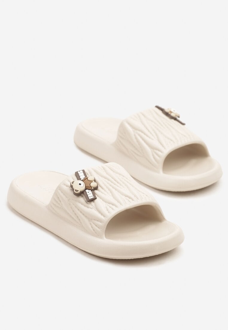 Bézs Papucs