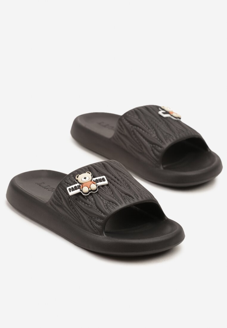 Fekete Papucs