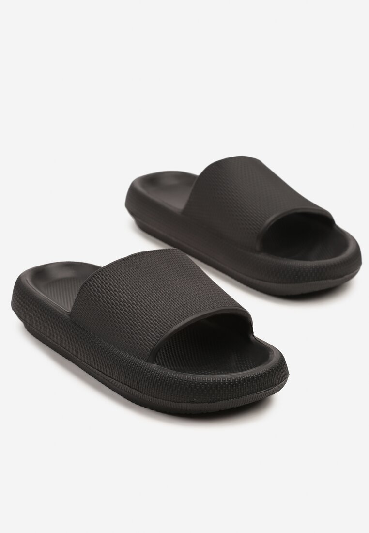 Fekete Papucs