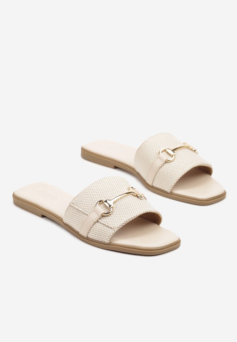 Bézs Papucs