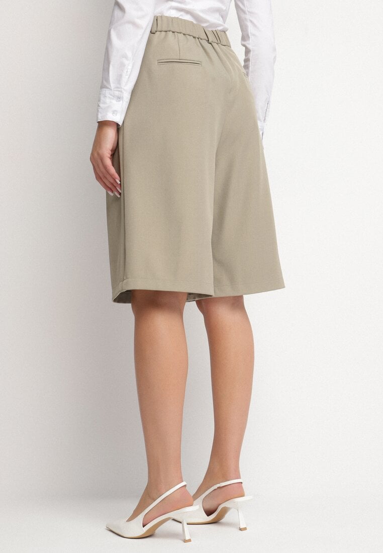 Pantaloni scurți Verde deschis