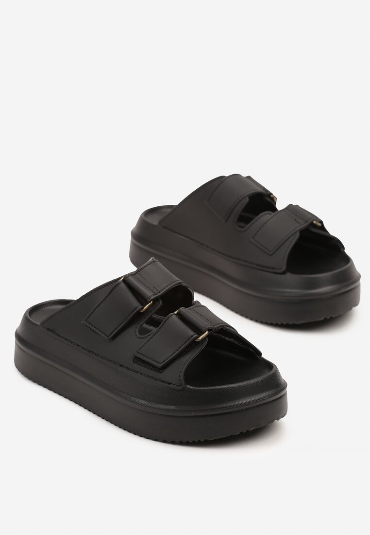 Fekete Papucs