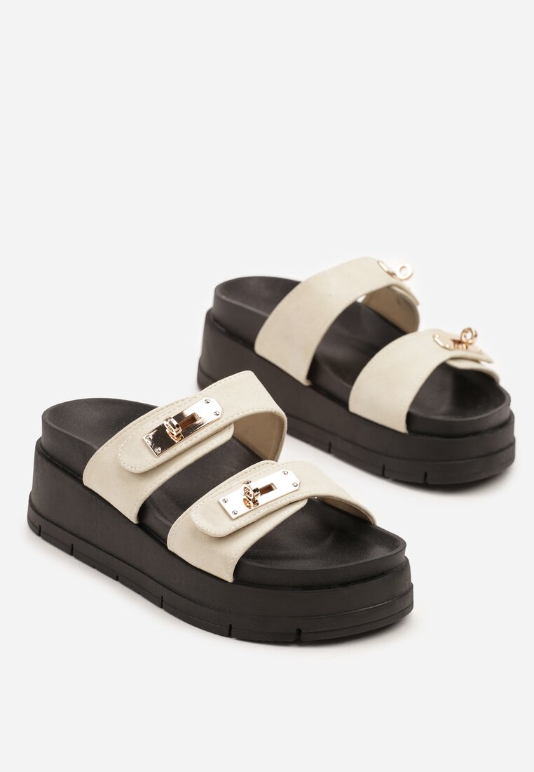 Bézs Papucs