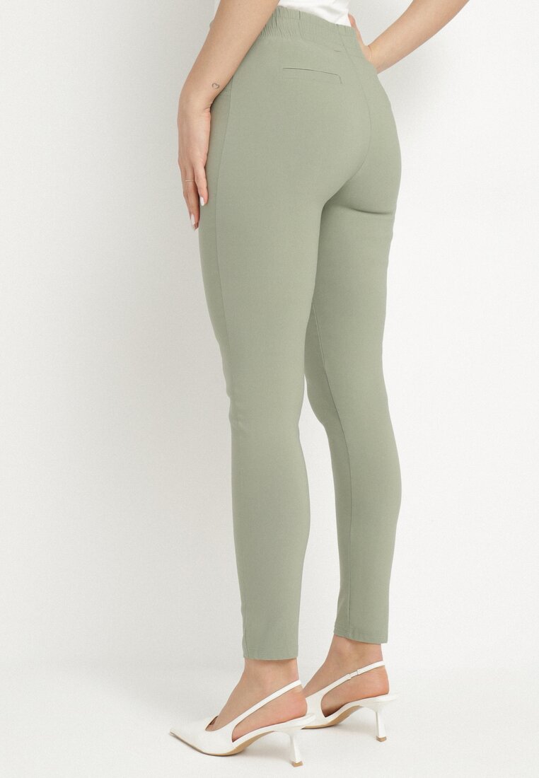 Pantaloni Verzi