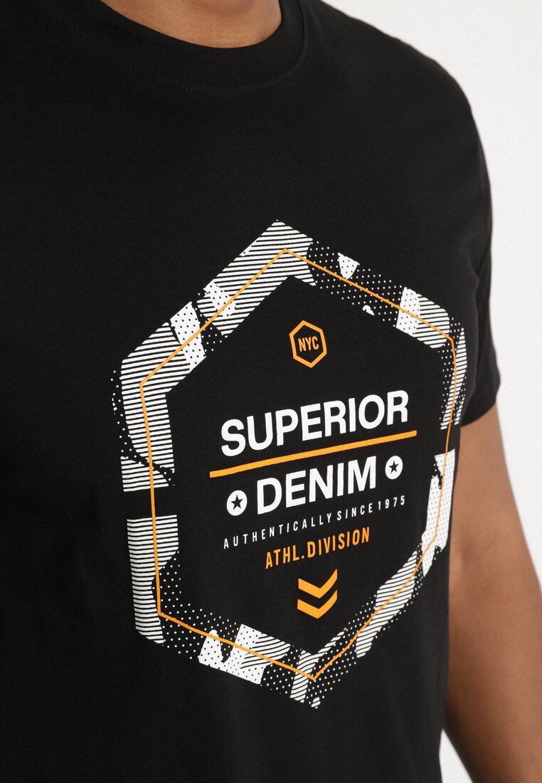 Fekete Póló