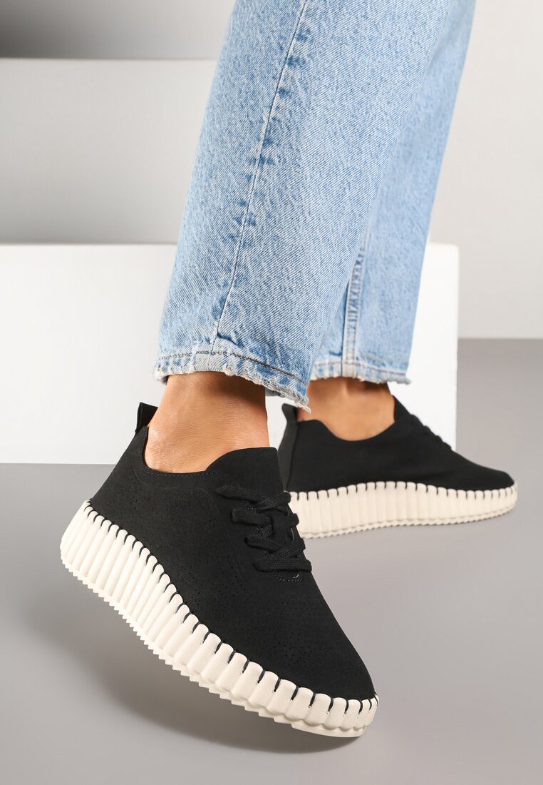 Czarne Ażurowe Sneakersy na Grubej Podeszwie z Tłoczeniem Ronele