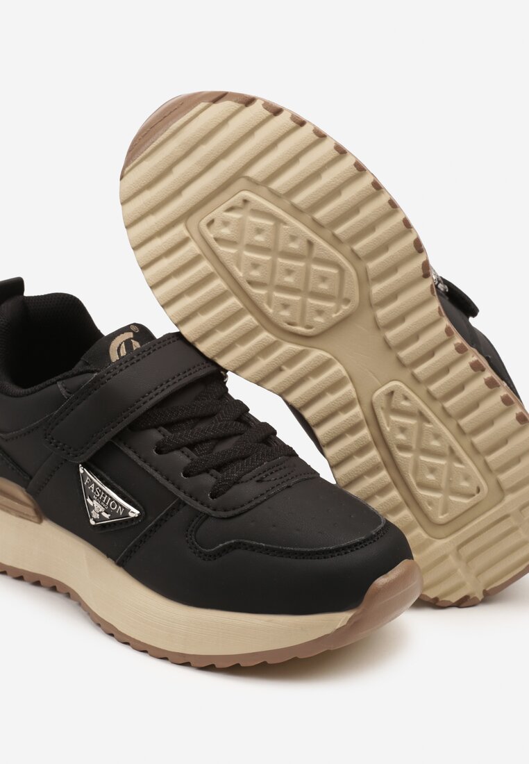 Czarne Buty Sportowe Sneakersy Clibee z Trójkątną Aplikacją Jenalissea