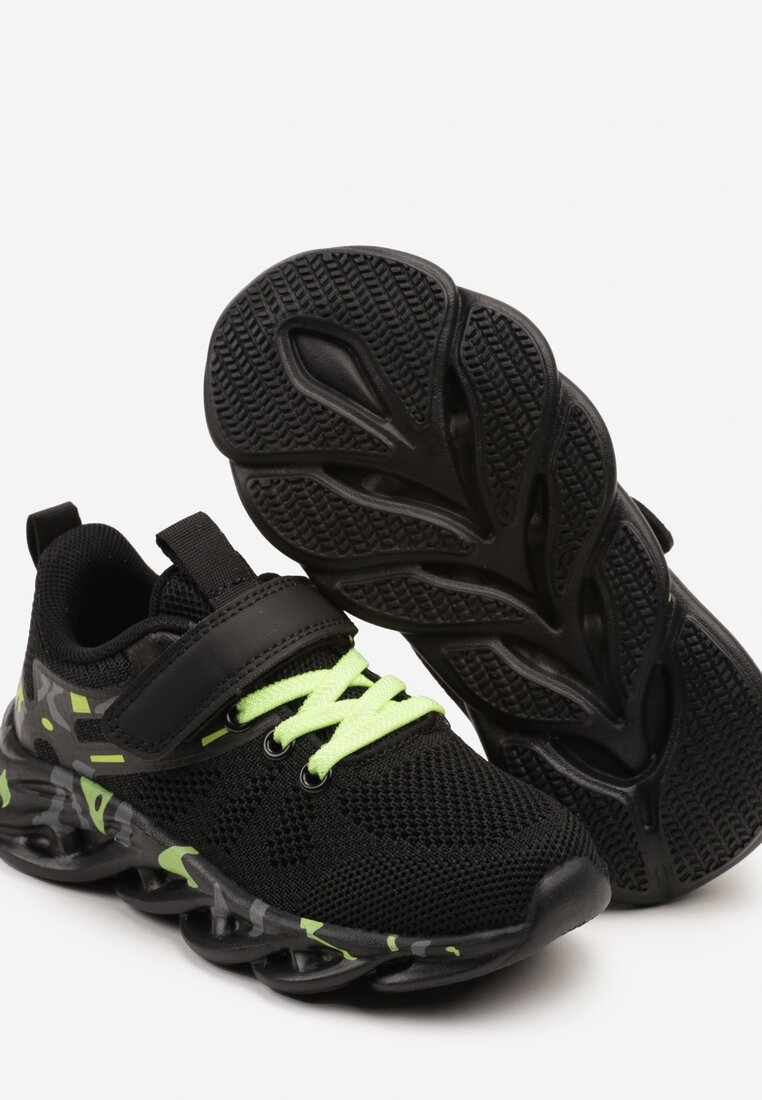 Czarno-Zielone Buty Sportowe Sneakersy Clibee Ozdobione Tłoczeniem Nanelle