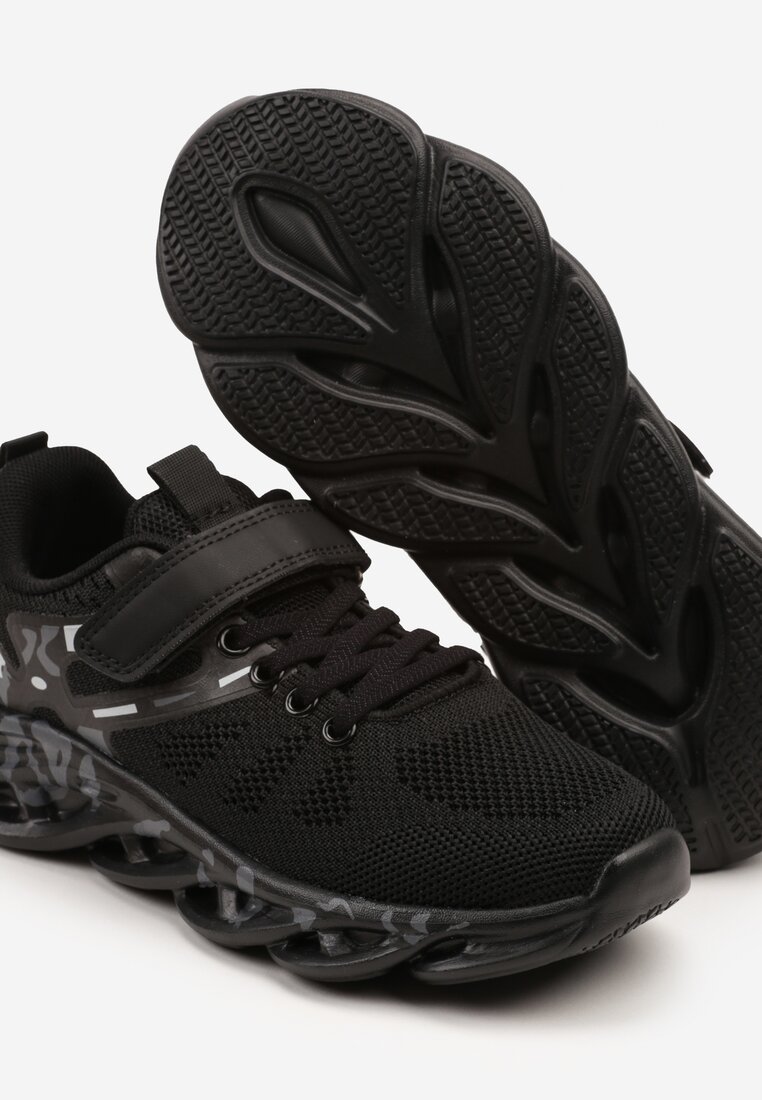 Czarno-Szare Buty Sportowe Sneakersy Clibee na Grubej Tłoczonej Podeszwie Jenadora