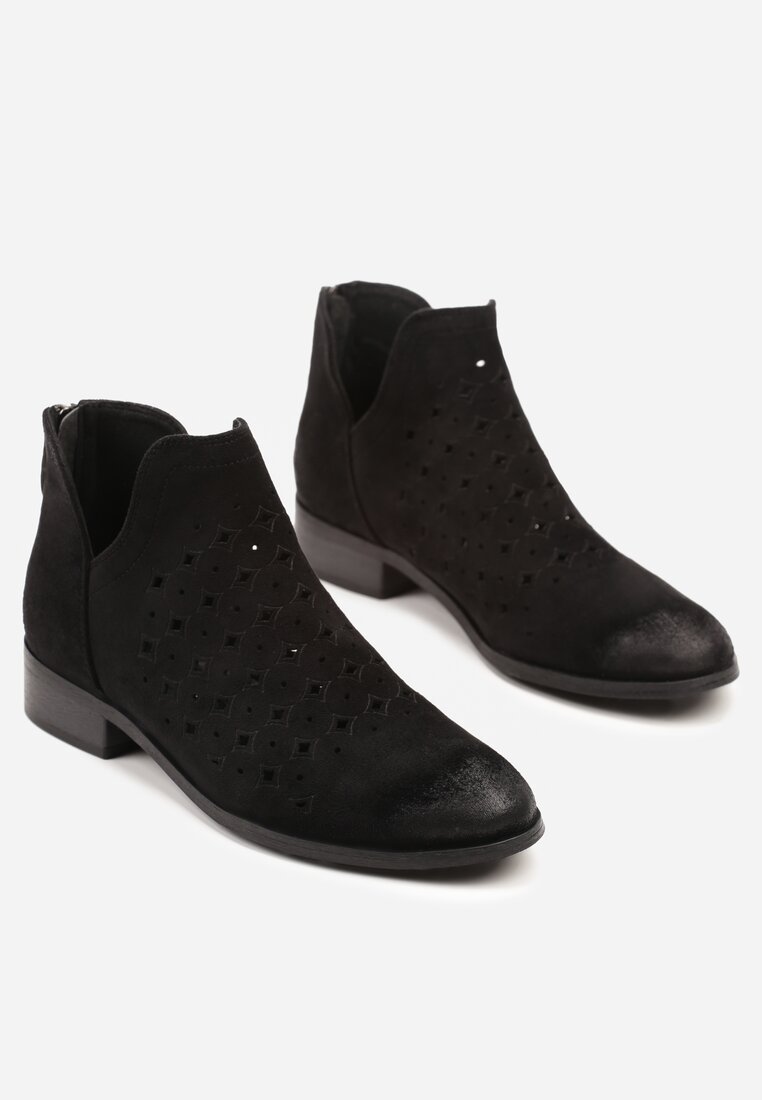 Botine Negre
