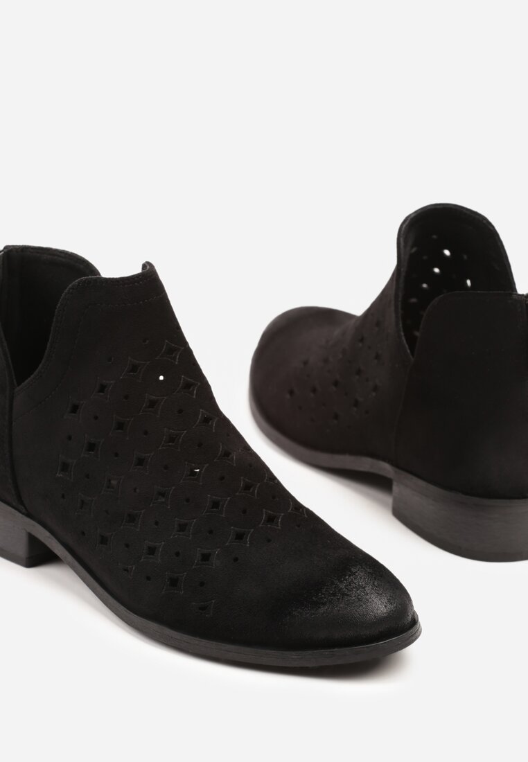 Botine Negre