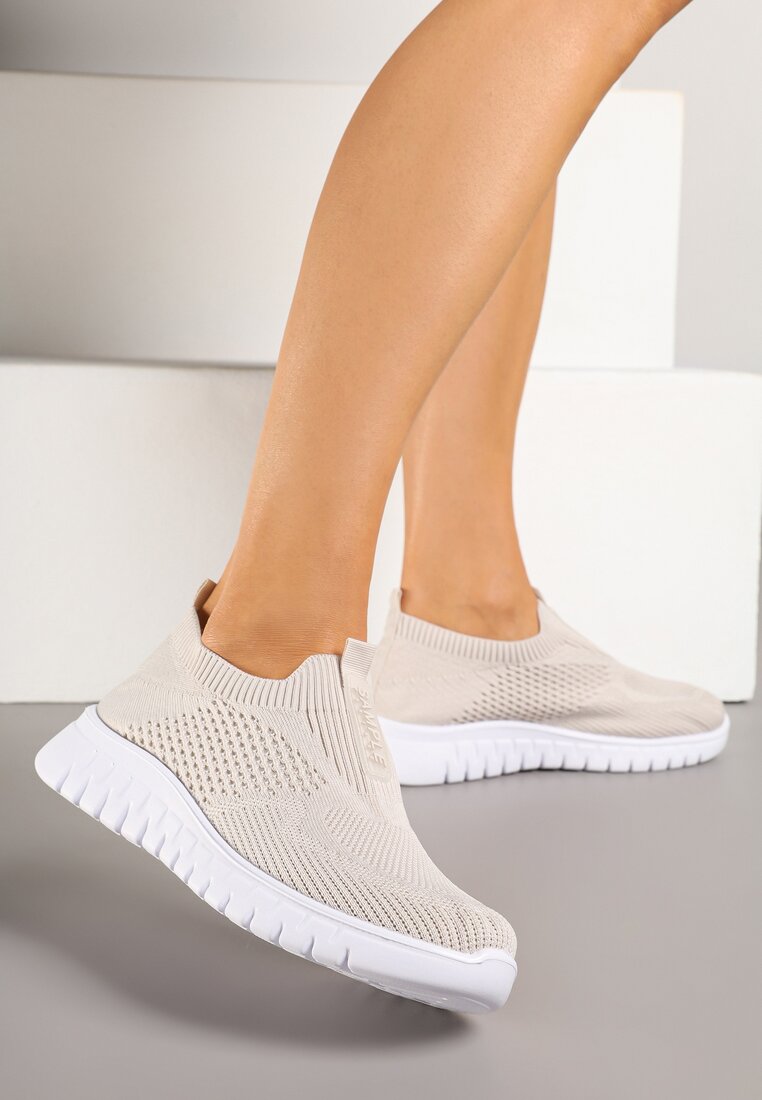 Beżowe Buty Sportowe z Elastyczną Cholewką Clezenne